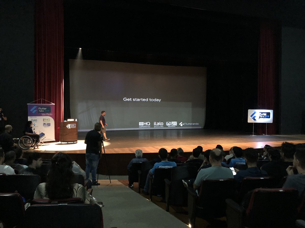 rodrigocastro_o's tweet image. Está começando o @fluttertalks! Só tem palestra top! 🚀 #fluttertalks