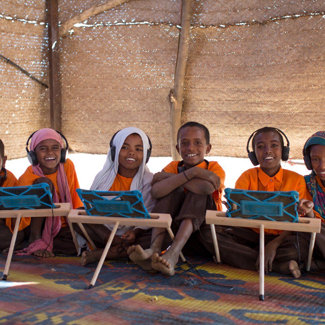 Design Research for Change 2019 Showcase Project 11/61 Can’t Wait to Learn <a href="/LDNdesignfair/">London Design Fair</a> investigates the requirements for a novel digital tablet desk to address the ergonomic issues associated with prolonged floor-sitting/tablet use. <a href="/ahrcpress/">Arts and Humanities Research Council</a> <a href="/UKRI_News/">UK Research and Innovation</a> #LDNDesignFair #NGDR