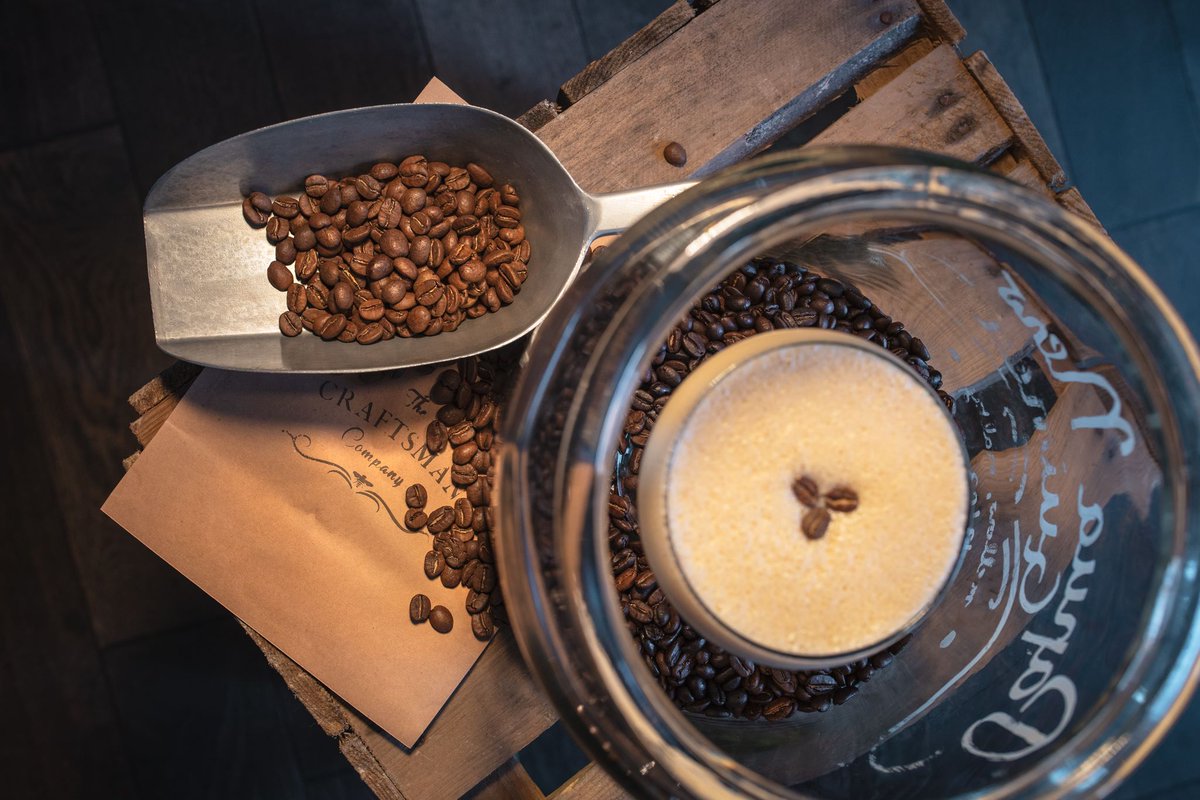 Espresso Martini 🍸🤤 Awesome with our single-origin site-roasted beans ☕ #espressomartini #singleorigin #thecraftsmancompanycoffee