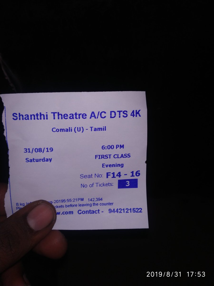 Vignesh95770363's tweet photo. #ComaliSuccessful3rdWeek @actor_jayamravi @pradeeponelife @SamyukthaHegde @hiphoptamizha @MsKajalAggarwal still house full shows @VelsFilmIntl https://t.co/ZM3wmgHKSp