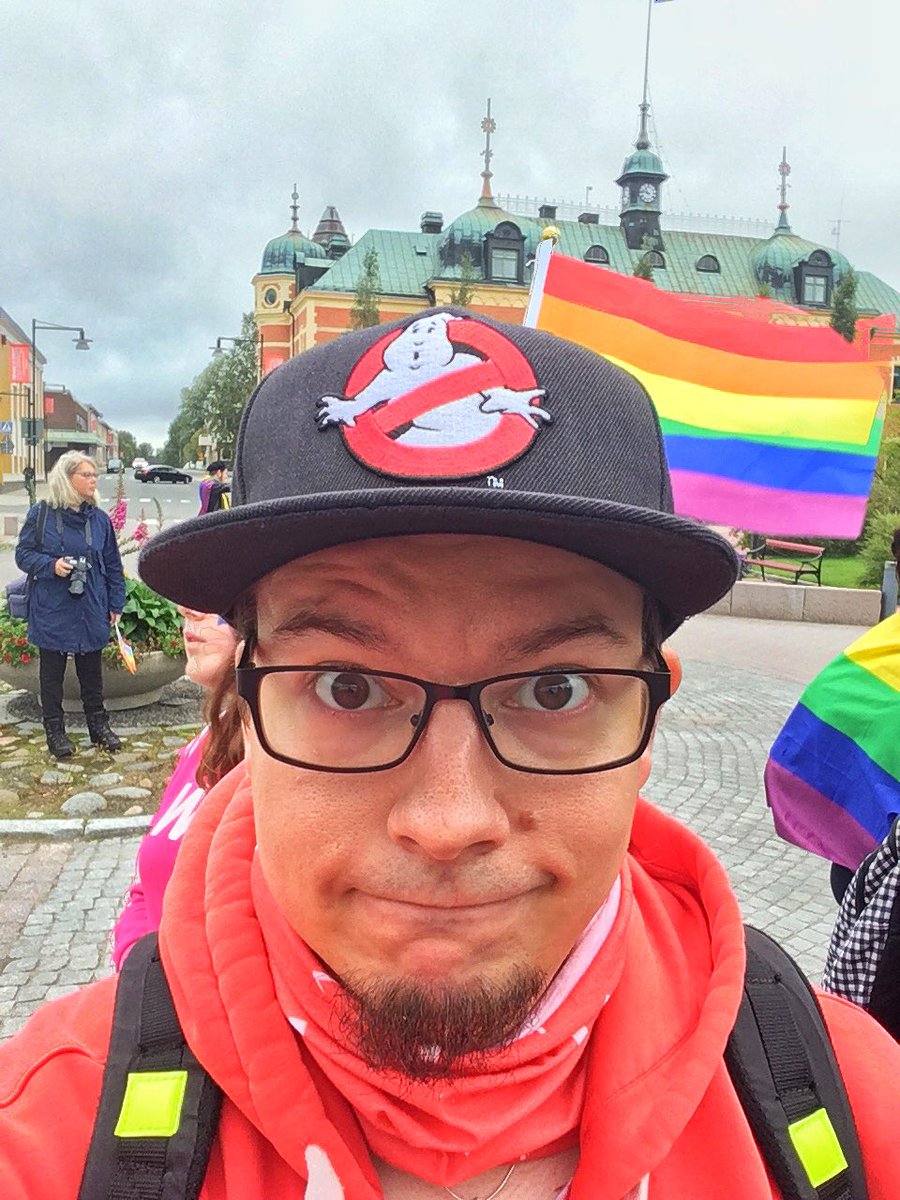 NevalainenJuho's tweet photo. Hyvä päivä Tornio-Haaparanta akselilla! #BorderPride2019 #BorderPride #Pridemarssi https://t.co/i4zKwO2FW0