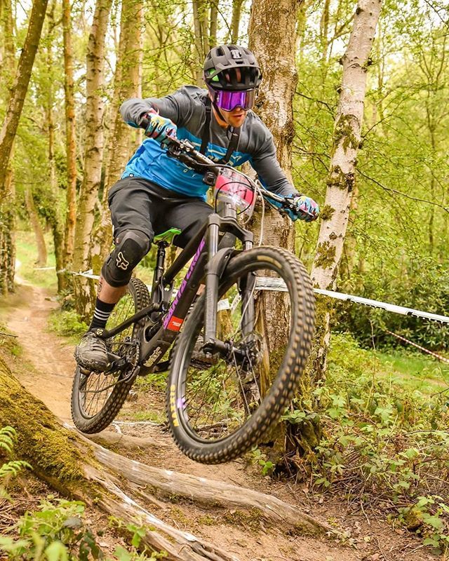 Biketart Rider @ryandodge79 is off to PedalHounds Round 6 at the epic Aston Hill Sunday and can’t wait!⠀
Good luck and stay rad Bru🤘⠀
—————————————————————⠀
<a href="/biketart/">Biketart</a> ⠀
@santacruzbicycles_uk ⠀
<a href="/monsroyale/">Mons Royale</a> ⠀
@fisthandwear_europe ⠀
————————————————… ift.tt/2ZFF18G