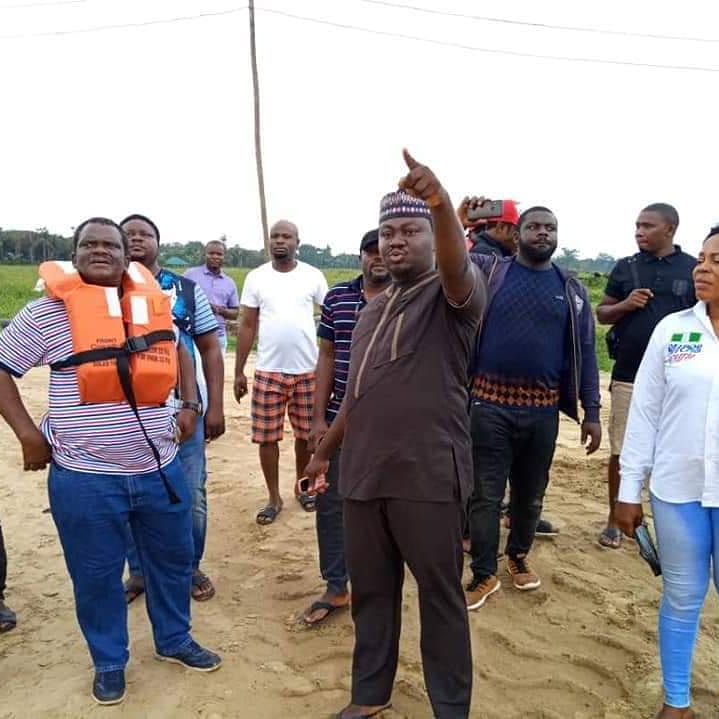BugumaK's tweet photo. ~~~ BUGUMA KALABARI VIEWS ~~~

UPDATE : DR AUSTIN TAM-GEORGE (Former commissioner in R/S ) AND TEAM VISITS BELEMA/OFFOIN-AMA COMMUNITY

KALABARI MEDIA (KM) https://t.co/xEscbgPoYx