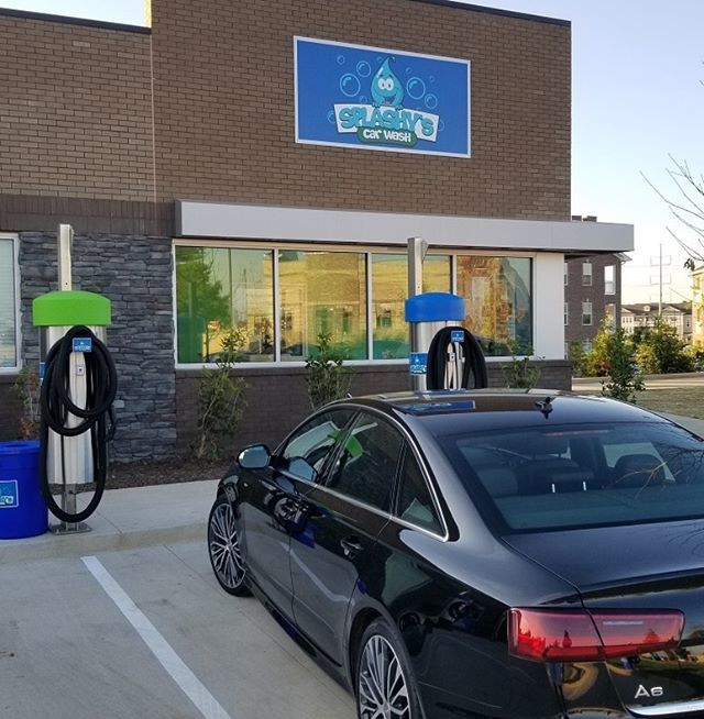 SplashysCarWash's tweet photo. Good morning Murfreesboro! Today is our Grand Opening! Complimentary @crumblcookies with each wash! Come see us! ⏰: Mon-Sat: 7am-7pm; Sunday 7am-5pm

#splashys #grandopening #carwash #murfreesboro #tn #carcare #carwashing #car #auto #clean #wax #poli… https://t.co/bShqvtysLf https://t.co/RT0GrxKZWE