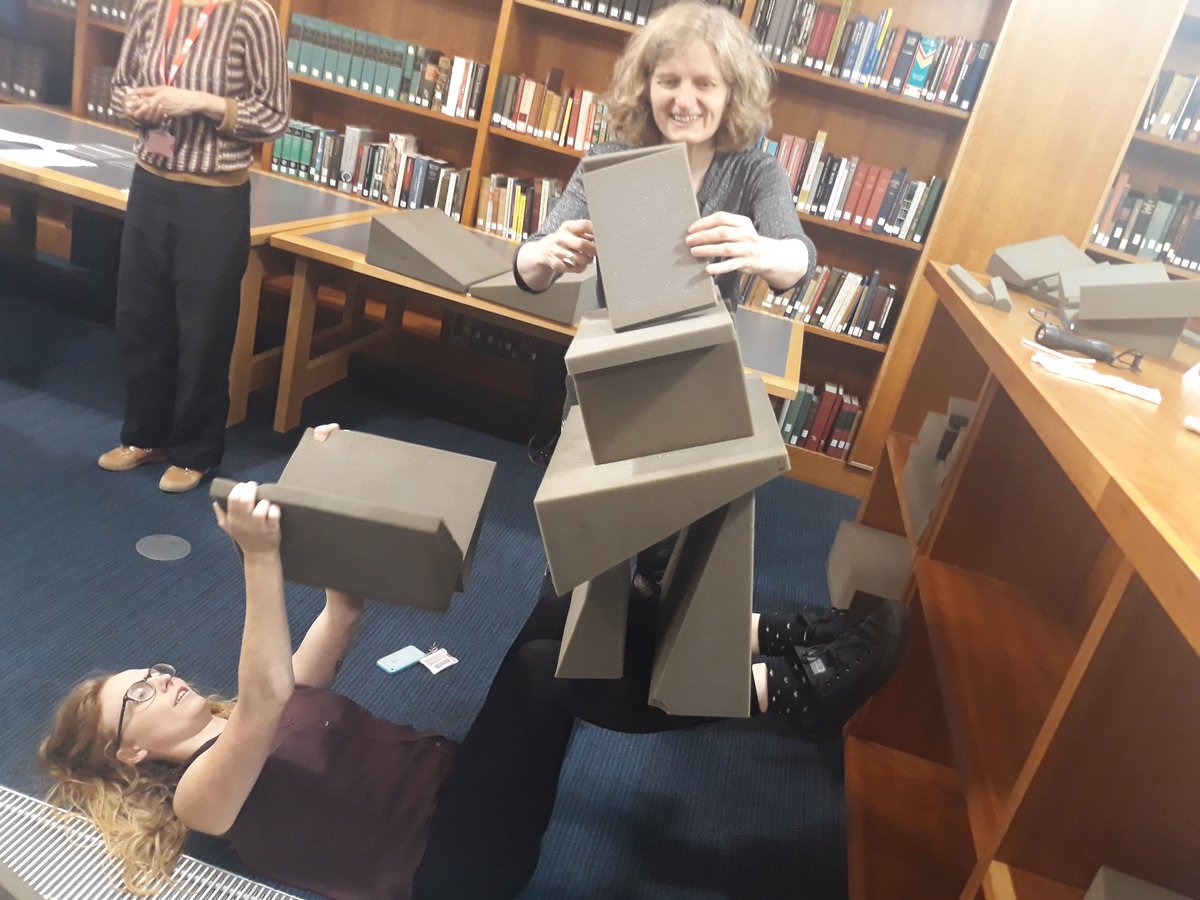 emmajmca's tweet image. Action shot of Activating the Archive at the 'Uncovering Material Knowledge' conference @QUBelfast
#materialknowledge

@LeonieHannan @Medievalist_ni @qubpublichist @HAPPatQUB