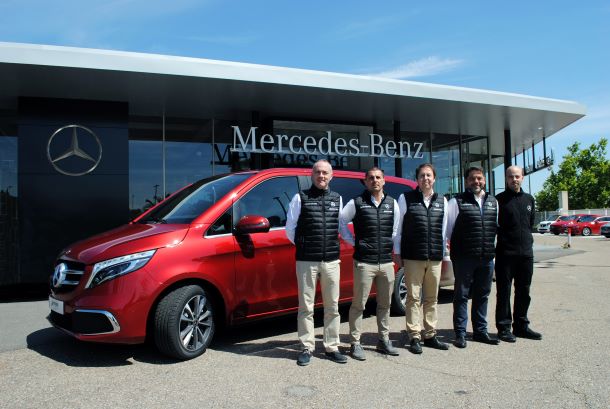 Agreda_MB's tweet photo. Equipo Comercial Vans: Mercedes-Benz Agreda Automovil Zaragoza https://t.co/01tEpf37sP @MBFurgonetas #VanProCenter https://t.co/K39uoDdX6a