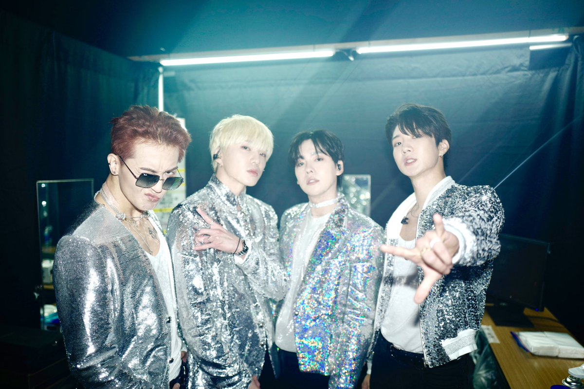 official_yoon_'s tweet photo. 🙏🏻💙🙏🏻💙 https://t.co/Ev2pl7EEfV