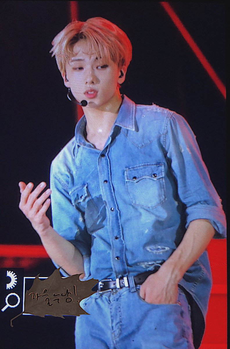 AutumnSIS_25's tweet photo. 지성선배..기억나?

190831 #지성 #박지성 #NCTDREAM https://t.co/Sdwenxfj3U