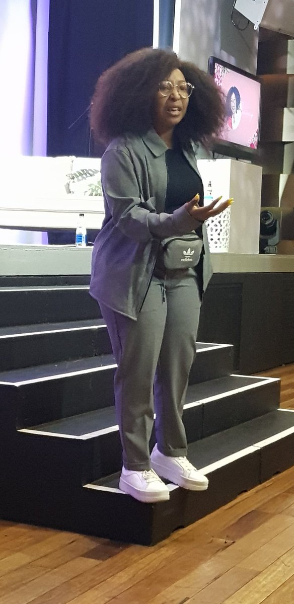 BlackLionessSA's tweet photo. "Your purpose is not an epiphany." Rorisang already dropping bombs as she starts on her masterclass titled "What on earth am I doing? What am I doing on earth?" #WearYou #Versastyle #blacklioness https://t.co/mT6xeXFXgV