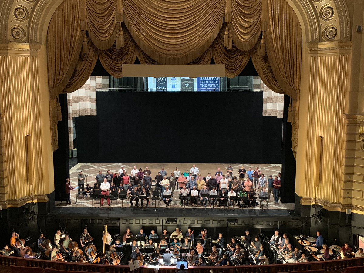MatthewShilvock's tweet image. The @sfwarmemorial literally shaking with energy in the sitzprobe of @SFOpera Billy Budd. The intensity of this piece is thunderous. Six percussionists plus four onstage drummers gives you an indication of what’s in store as the HMS Indomitable prepares for battle.
