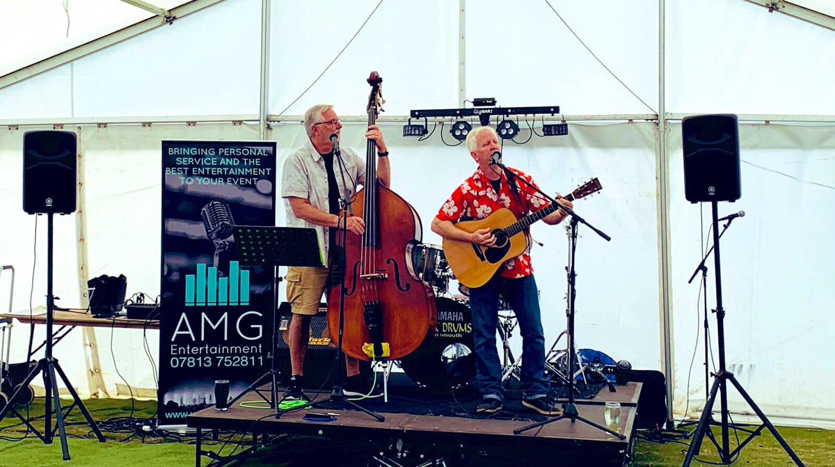 AMGEntertainme1's tweet photo. There is still time to join the Sandfest 2019 at the @SandfordPub. 
Great food by @DorsetHogRoasts. 11 acts and bands will battle for the title in the Battle of the Bands. #amgentertainment #dorset #sandford #supportlocal #lovewhereyoulive https://t.co/iGdOY1rmWX