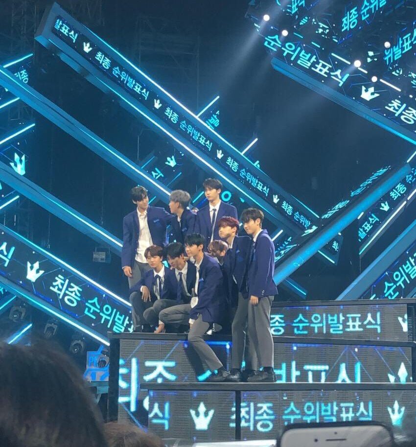 mayyyyyka1's tweet photo. 다들화이팅
#BEMINE_BY9
#아홉개의_별이_빛나는_날까지
포기하지마!! https://t.co/vs0JIIru4p