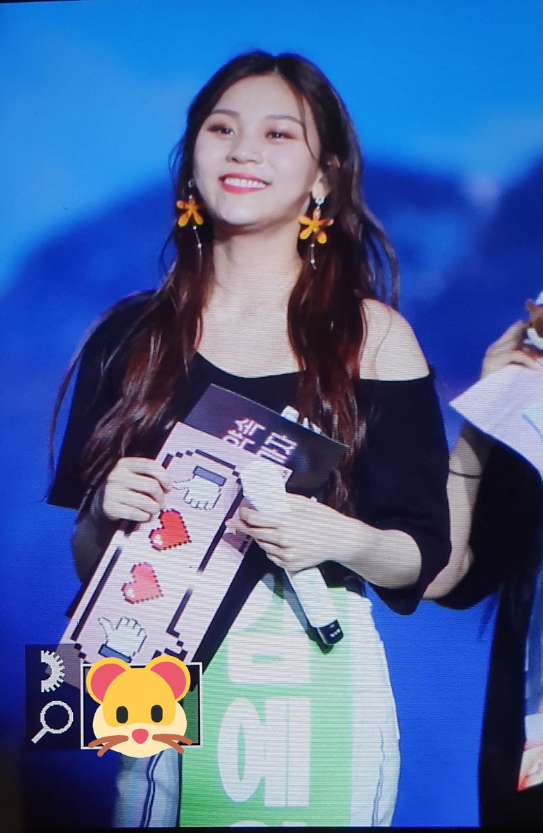 190830 #엄지 #여자친구 #Umji #Gfriend 프리뷰 

고생많았어 ❤😊