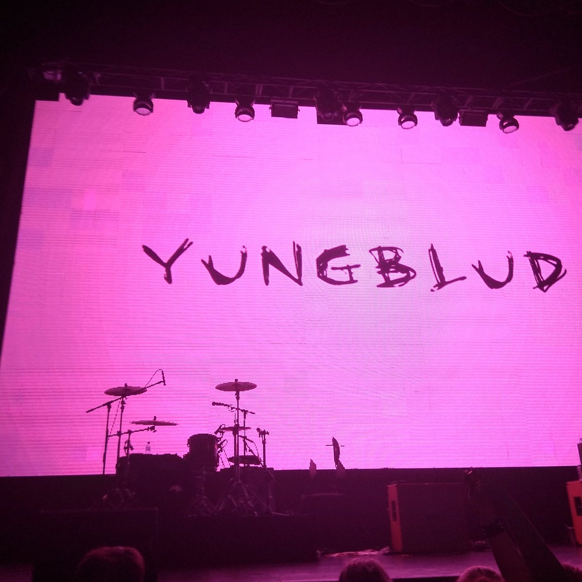 ghostofdrummer's tweet photo. Thank you, it was fucking crazy... I won't ever forget it...💔🖤 https://t.co/dxwurIUFjq