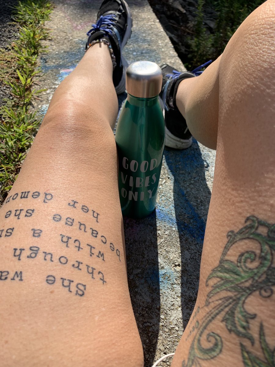 leslie (it's me) tweet media