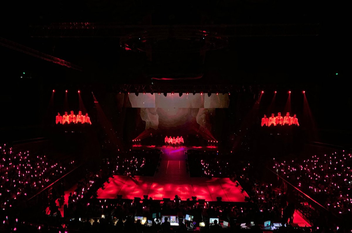 NUESTNEWS's tweet photo. [NU'PAPA] 러브의 함성과 늉이의 흥이 만나 찰떡 호흡을 이루었던 2019 NU'EST CONCERT IN MANILA 현장🕺역시 러브는 늉이 공식 피로회복제임👏 우리가 함께하는 모든 순간은 힐링이고 에너지 충전시간이 되니까 말이야👏 오늘도 늉이는 러브들 함성소리로 충전 완료🔋
#고마워요_늘_힘이_되어줘서💕 https://t.co/bHELI8GmK1