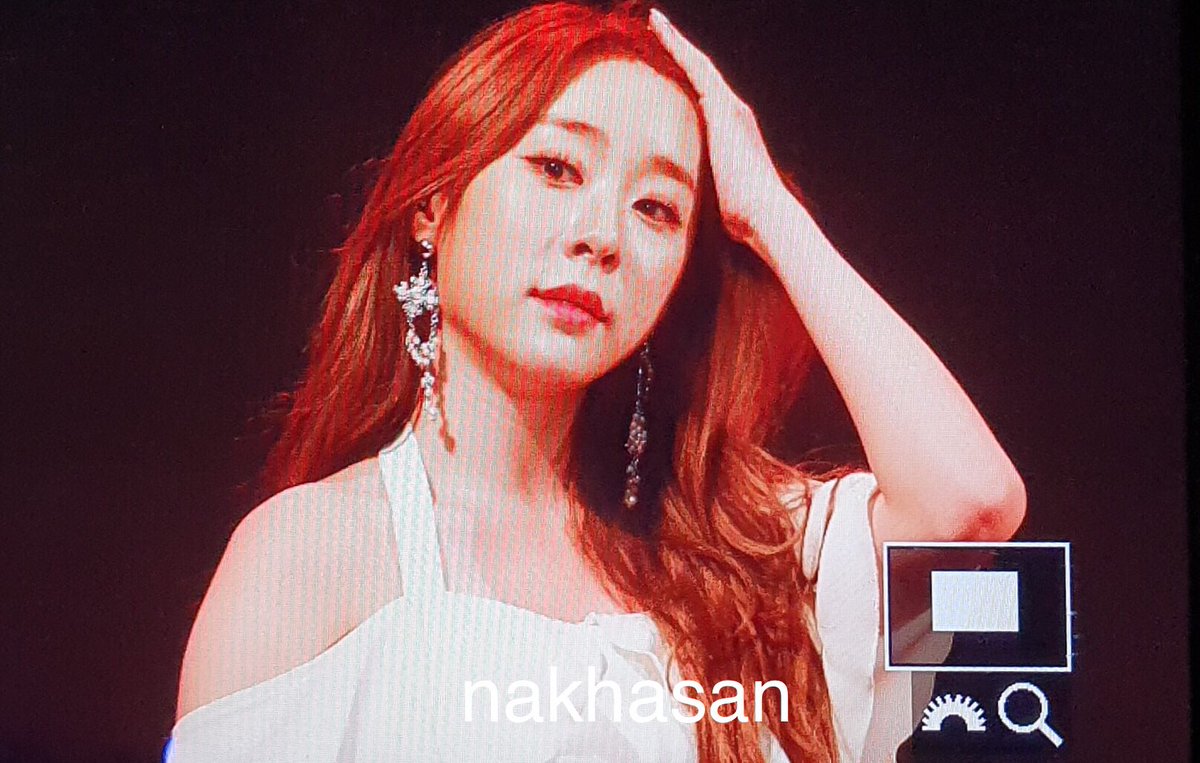 nakhasan22's tweet photo. 190831 추풍령가요제 우주소녀 연정 프리뷰 #우주소녀 #WJSN

 #영동군민운동장

#유연정 #YEONJUNG https://t.co/CWYdkeDJEF