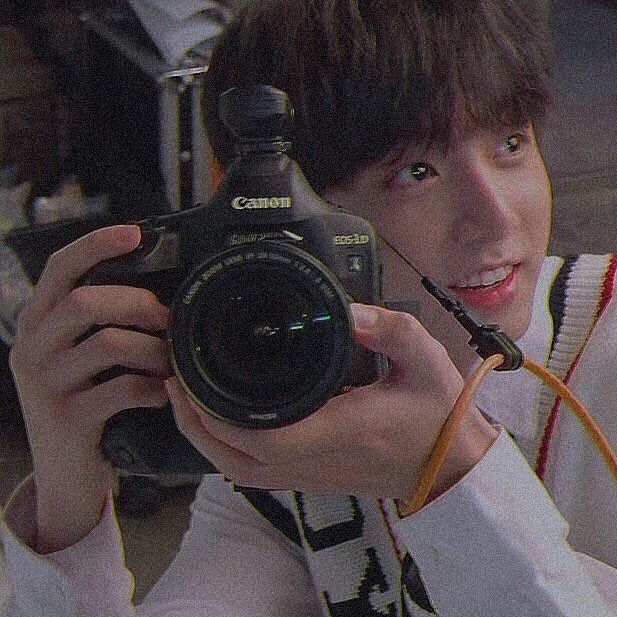 kook_j_mi's tweet photo. @xFLLNCwRATFTOZ7 素敵なソンムル企画有難うございます！😭
ぜひぜひ参加させていただきたいです!!!!
よろしくお願いします🙏 https://t.co/SDuWO0pjTV