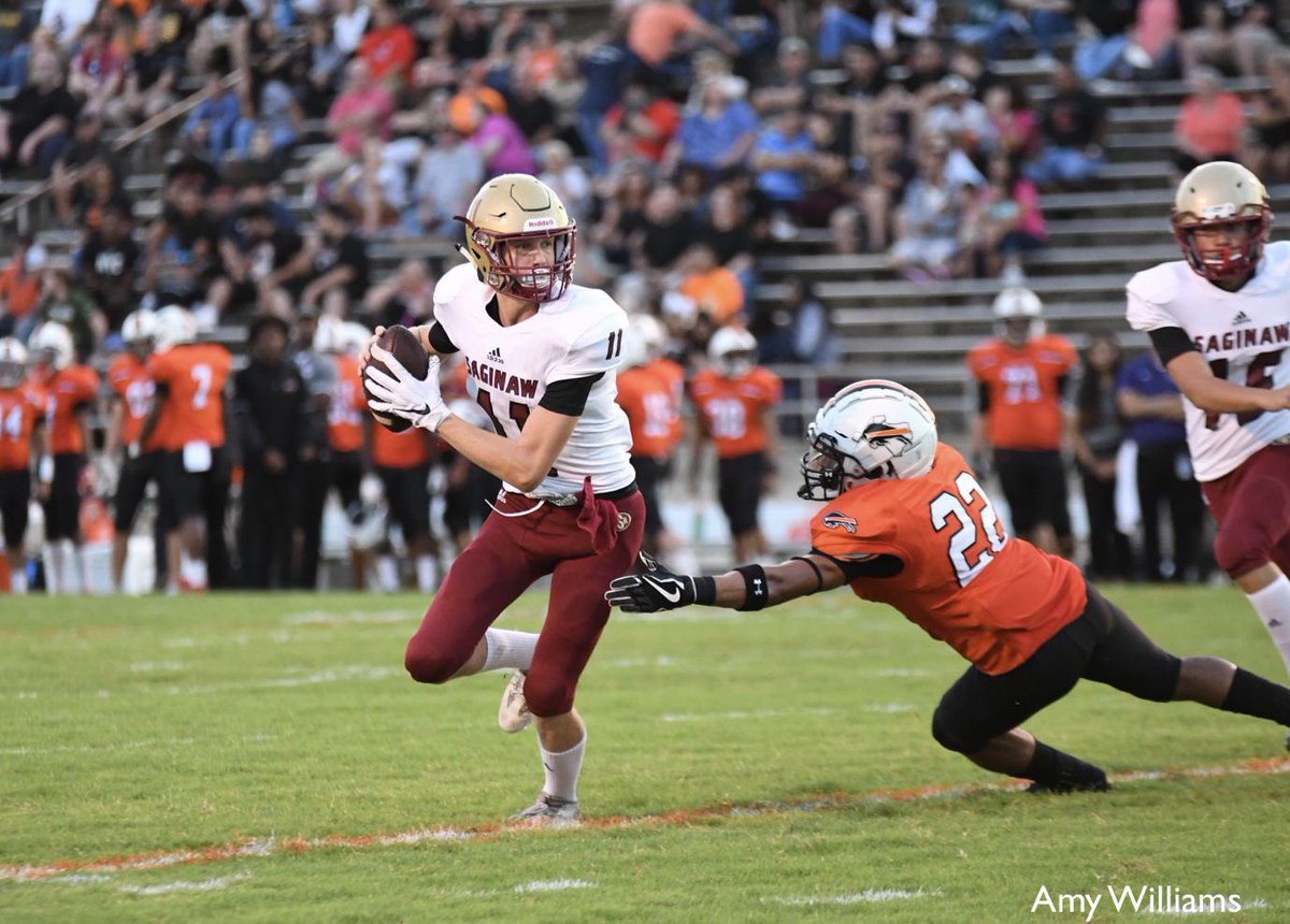 amy79williams's tweet photo. Saginaw Rough Riders @RSRFOOTBALL opened its season Friday night with a 23-21 victory over 6-A Haltom! #THSFB @saginawhstx @emsisdathletics https://t.co/SglIZ8BJBS