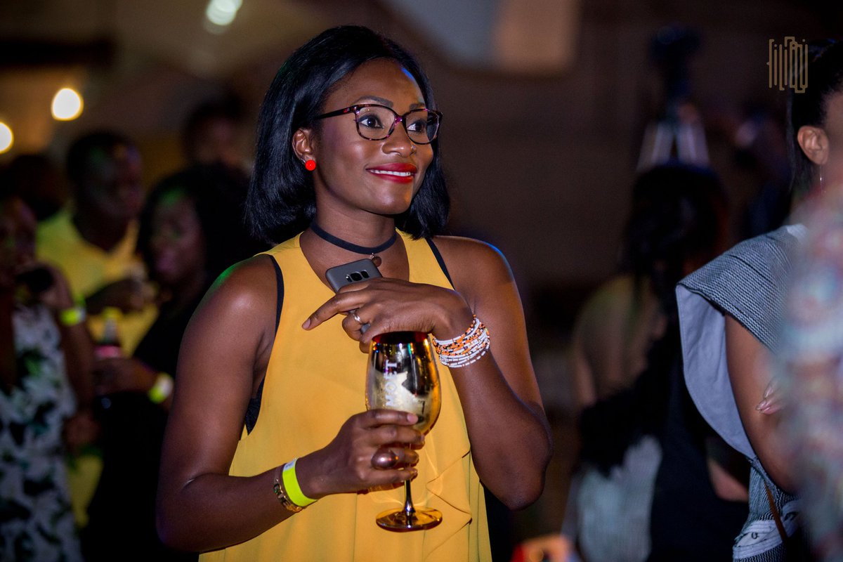 GMT_Live's tweet photo. 🎼Look at me
Nyemɛgbɛ Nyenkumɛ
What you see
Kyekor na Kpor U go see
confi Hundred percent🎼
#GMTLive #GMT2019 https://t.co/WXpJwlI8E0