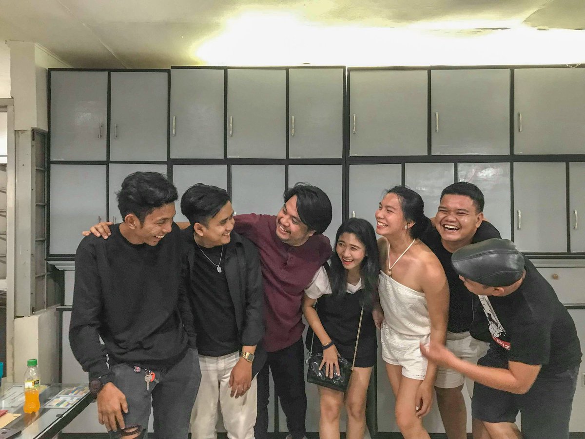 AdrianAlicdan's tweet photo. ECLIPSE 🌗🌚 #TeamPiging #STIAcquaintanceParty https://t.co/HfvWqXtage