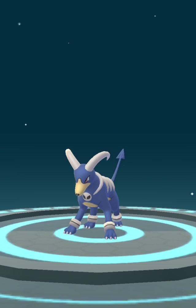 ちゃんき おやおやいつの間に モンプラちゃん 一年振り2匹目で進化よ しっぽがバイキンマン 笑 やっぱり青色好きだ ポケモンgo 色違いデルビル 色違いヘルガー T Co W6qh8y6x6c Twitter