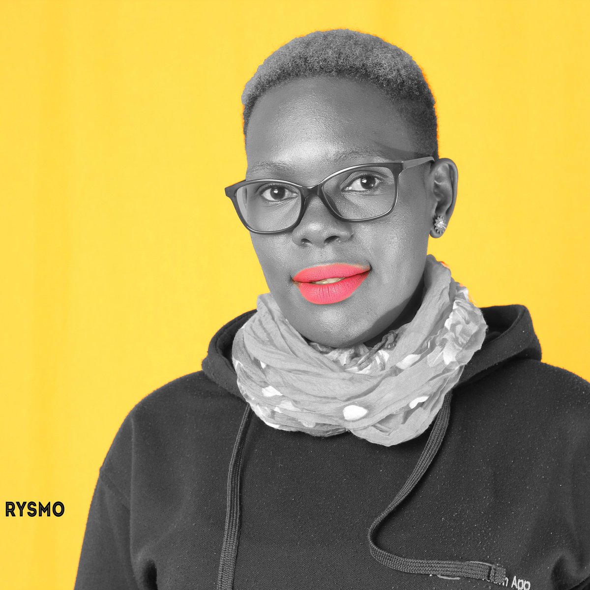 Rysmo_Creatives's tweet photo. Make you booking today
Call us 0702455243
@xreatemedia 
#rysmofinestgallery 
#portraits https://t.co/wqO2t9NE57