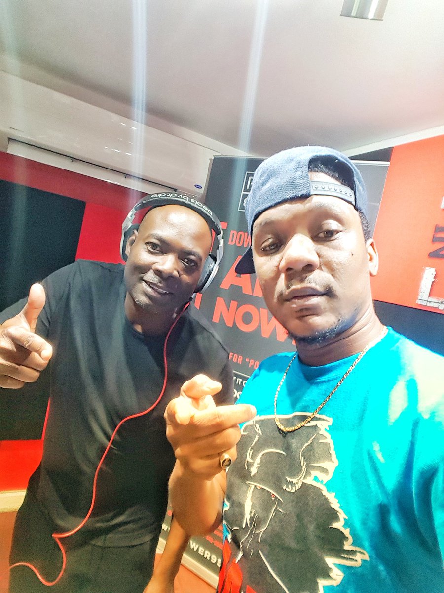 PointBlankMuzik's tweet photo. Adrian Simply Smooth and Point Blank Menace on Power 95 Fm 9-12 noon. Logon now https://t.co/Hk2fYzYQO1  WhatsApp 440 9595 📻🔥🔥🆙 https://t.co/FAPrwQ60vt