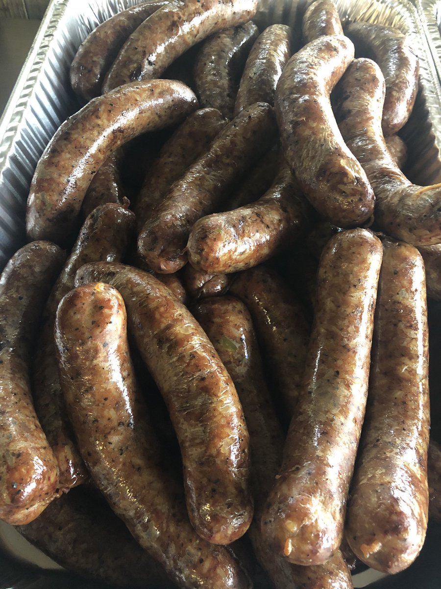 Jamz56's tweet photo. Have brisket boudin today! See y’all @ 11am! https://t.co/WNDaIhqhel