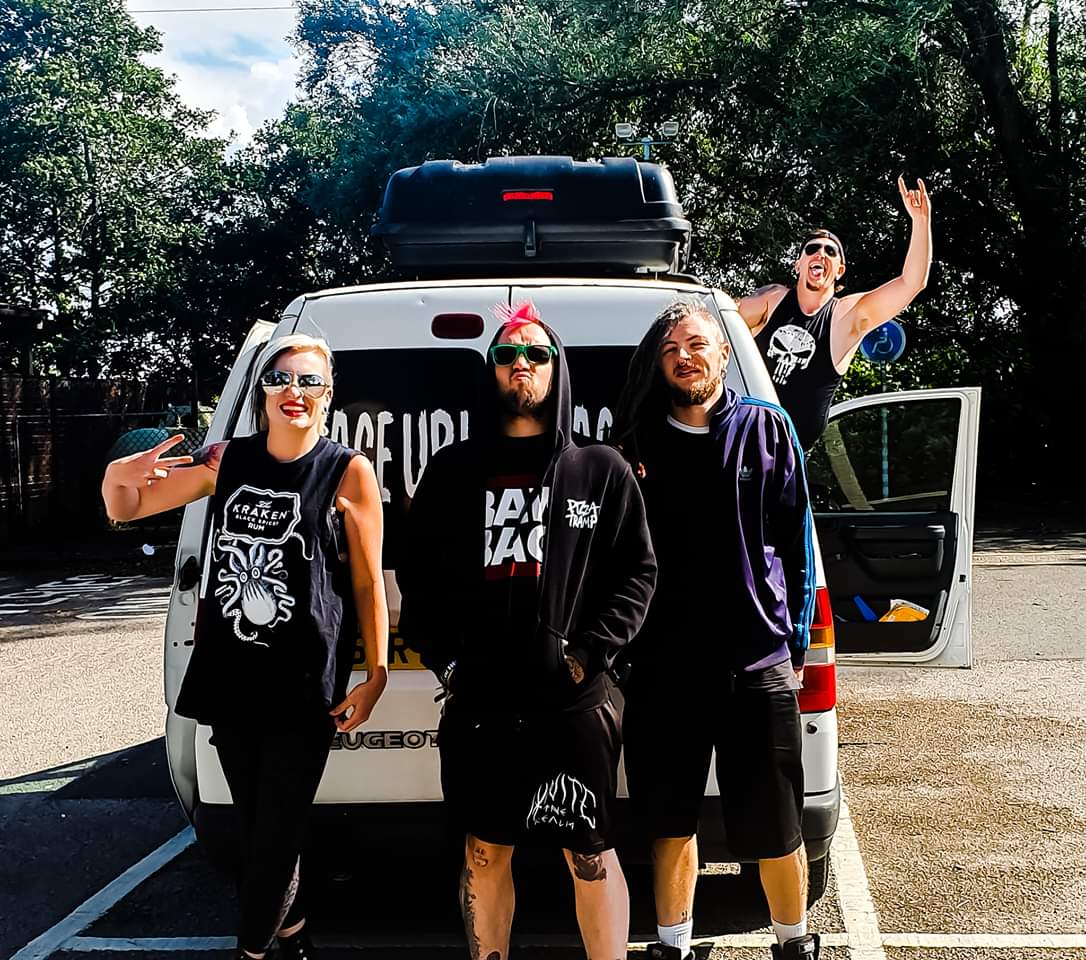 faceupuk's tweet photo. SCOTLAND!! WE ARE IN YOU!! 🏴󠁧󠁢󠁳󠁣󠁴󠁿
We've just crossed the boarder on our way to tonight's show Criminal Mind Face Up Suckerpunch Happy Spastics Cuttin edge with an hour left to go
#FACEUPORFUCKOFF #scotlandpunx #scotlandlive #scotland #punx #hardcore #hardcorepunk #family #friends https://t.co/QIGTt7mUSB
