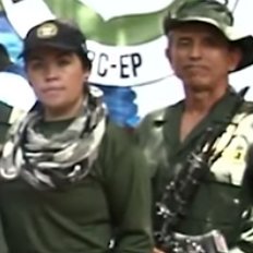 Natoroz's tweet photo. En largos rodajes de @silenciofusiles compartimos en campamentos con alg. de los hombres que volvieron a la guerra. Desperté pensando en Walter. Soñaba con ser entrenador de futbol. Creyó en la paz. Quisiera poder decirle que regrese a la esperanza. Que aun hay marcha atrás.... https://t.co/PtQ3gWsVKS