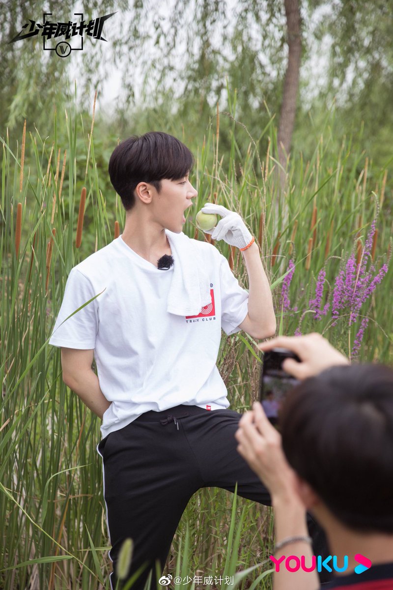 NCT_India_'s tweet photo. [ WEIBO ] 少年威计划 
31.8.2019

#KUN #TEN #WINWIN &amp; #LUCAS 
(1)

#WayV #NCT @WayV_official @NCTsmtown https://t.co/DwEFd3XeRs