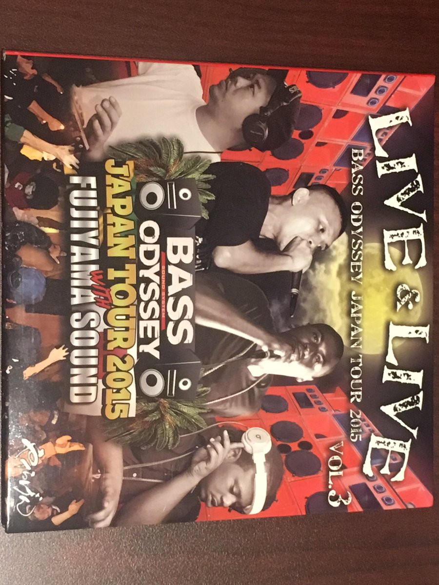 YuuMasterrr's tweet photo. 2015年のLIVE音源を聴きながら現場へGO!!
4年前も今年も、1週間前の天気予報は雨だったけど当日になって晴れた!!
#BassOdyssey #MightyCrown #Fujiyama #RispecJam
#やすらげん #くらがり渓谷 #SoundNight #野外DANCE https://t.co/gtOXkF14WI