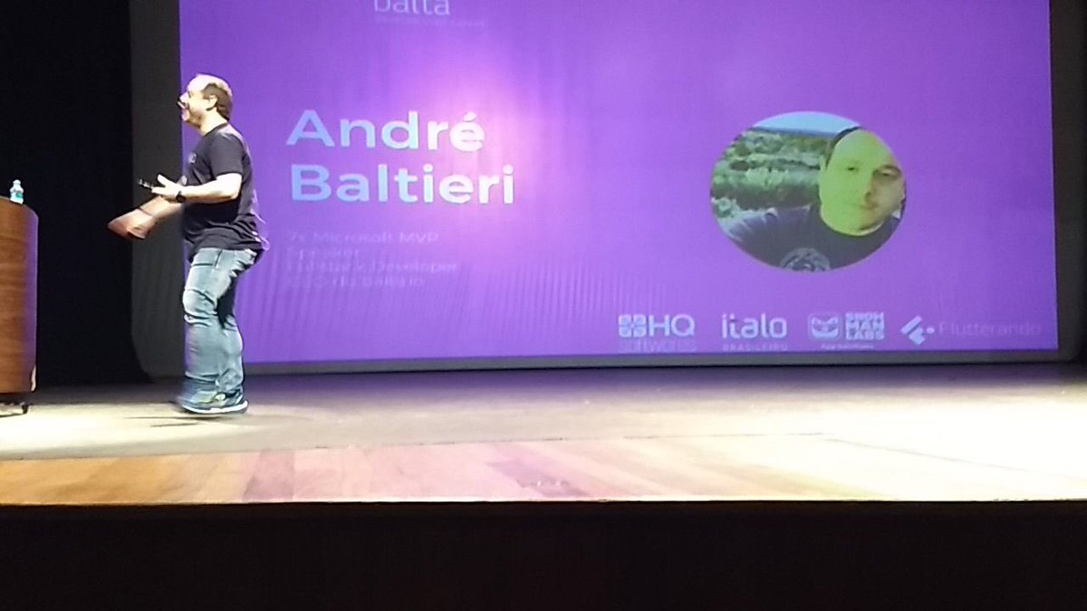 flutterando_'s tweet image. Nosso padrinho @andrebaltieri no Flutter Talks 💙💜 

#FlutterTalks #Flutter @fluttertalks