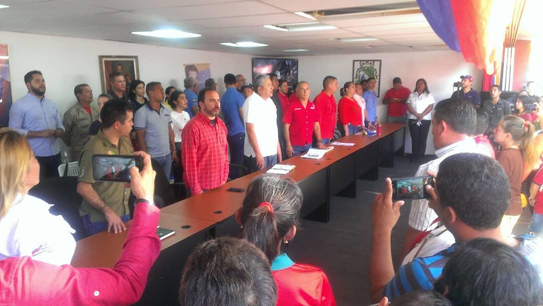 mariadcramirez1's tweet photo. Grata Y Revolucionaria Visita De Nuestro Protector Del Tachira @FreddyBernal Bien Recibido En Este Pedacito de Tierra Tachirence 100% Revolucionaria EL MUNICIPIO TORBES ❤ Demostramos Lealtad Y amor En Revolución 
LEALES SIEMPRE TRAIDORES NUNCA 
@NicolasMaduro @FreddyBernal https://t.co/VAE7n6T3MO