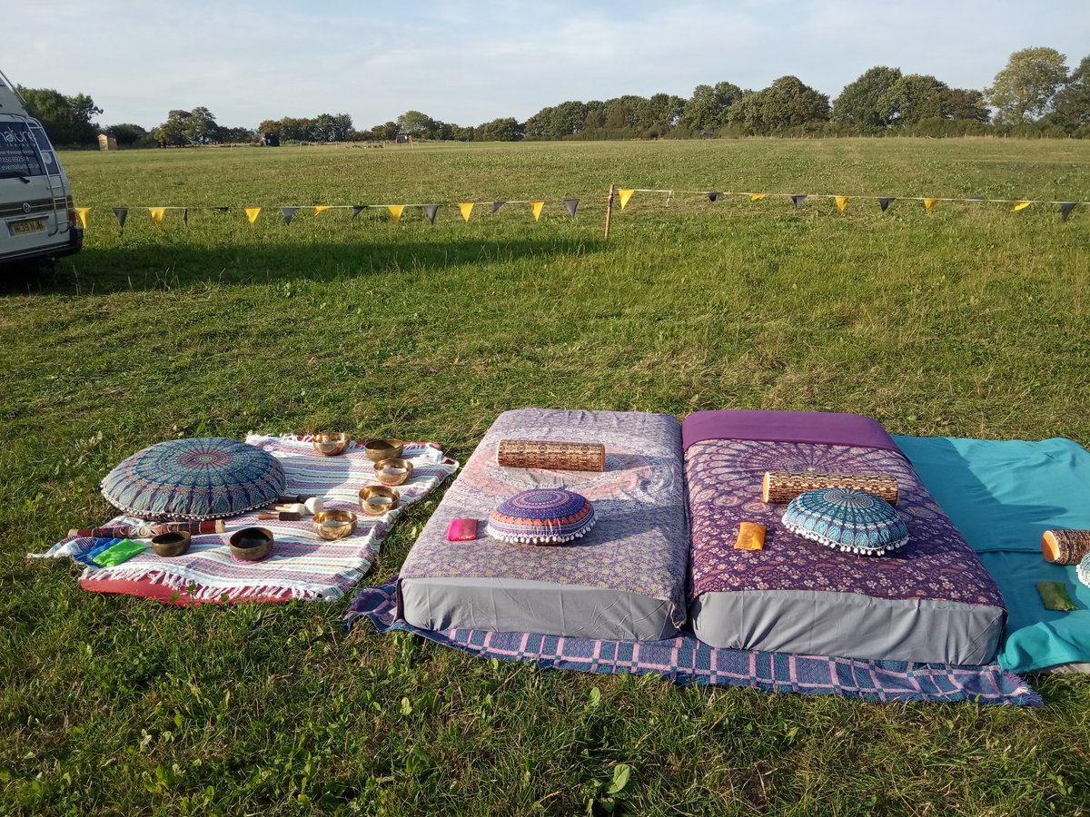 So many beautiful people.....

To all that came to our Natural Healing events this weekend, thank you so much for being apart of it.

#evernatureholistics #outdoorhealing #outdoorevents #stevenagemeditation #soundbathstevenage #soundbathhealing