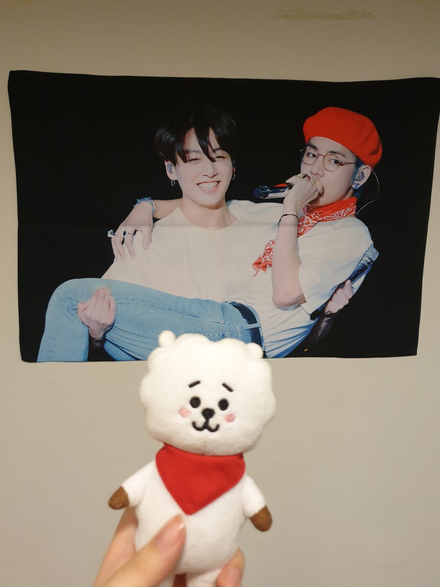 bluestar08022's tweet photo. @ByMySide_KookV @SweetJourneyBMS 
This event is great  . I enjoyed it very much
BMS 감사합니다 https://t.co/lxXotB7FHl