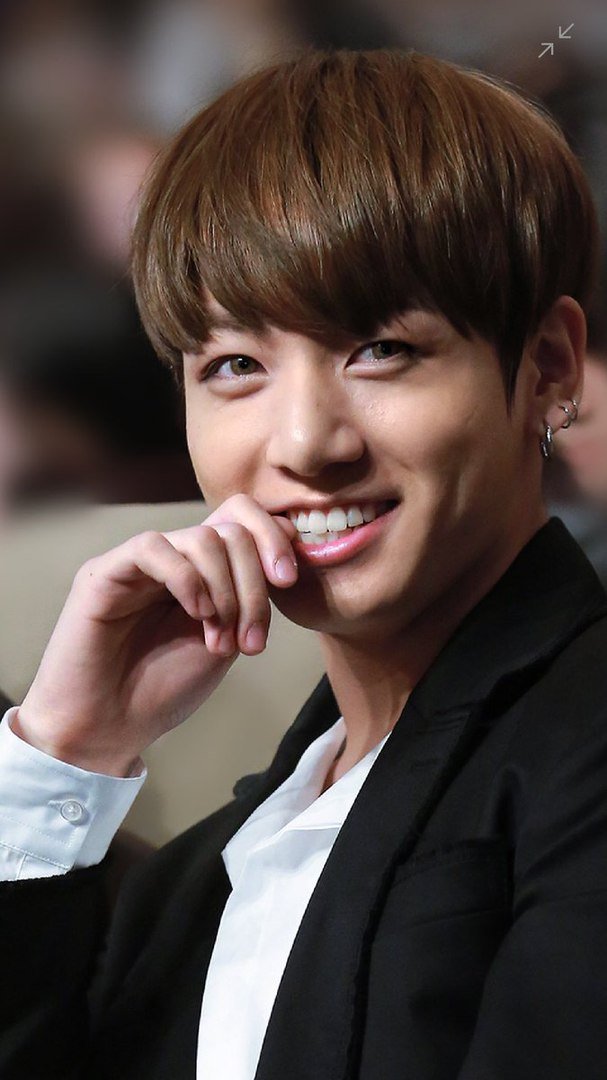 Bangtan_st's tweet photo. С Днем Рождения, наш самый золотой мальчик🥳🥳🥳🥳🥳

#GoldenJungkookDay
#AlwaysWithYouJungkook
#AlwaysBeHappyJK
#HappyJungkookDay
#HappyBirthdayJungkook https://t.co/KY2QTDPoCg