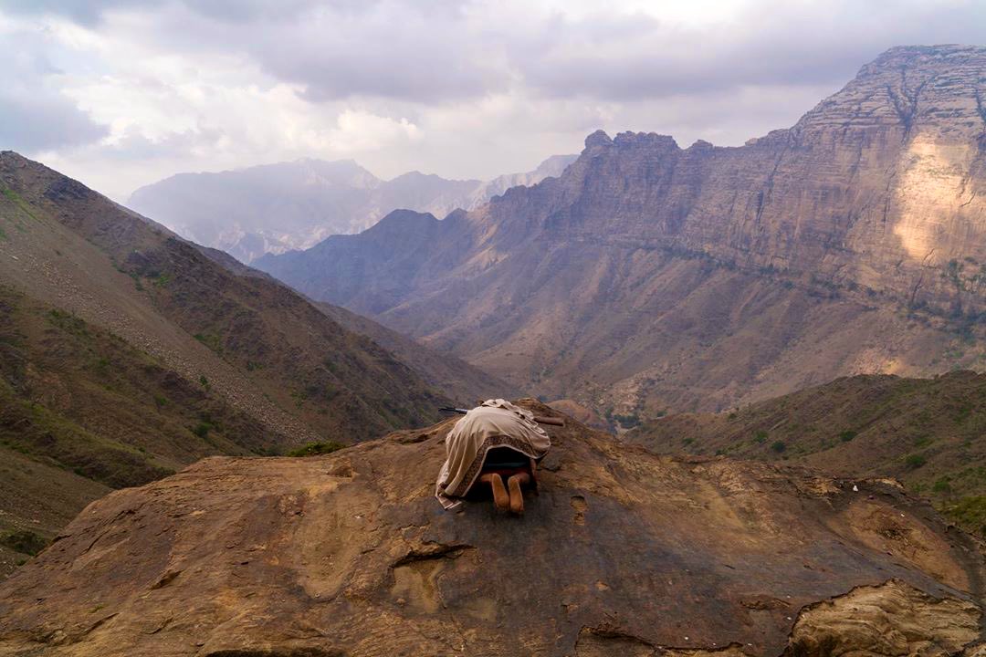 “Allah’ım beni, birinin kalbinde ağrı olup da şikayet edilen biri kılma .."