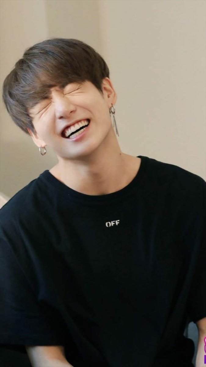 DesiCh03's tweet photo. Happy birthday my dear jungkook, wish you more success and always be healthy 💜💜💜
We love you our Golden Maknae 🎉
#HappyBirthdayJungkook #HappyJungkookDay 
#생일축하합니다 
#Jungkook
@BTS_twt https://t.co/ada6uRwQ4q