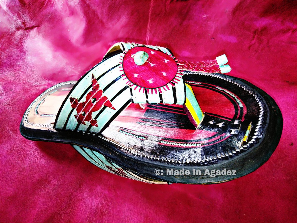 MadeInAgadez's tweet photo. Pour vous distinguer, n'hésitez pas à miser sur nos modèles originaux.
Vous pouvez commandé un choix unique , qui donneront à votre tenue un éclat.
#Teghateme (#Balka) by #MadeInAgadez
Commandé via nos contact 👇
Whatsapp 📱 : 0022793889558
📩 : madeinagadez@gmail.com https://t.co/TomWRNSdqL
