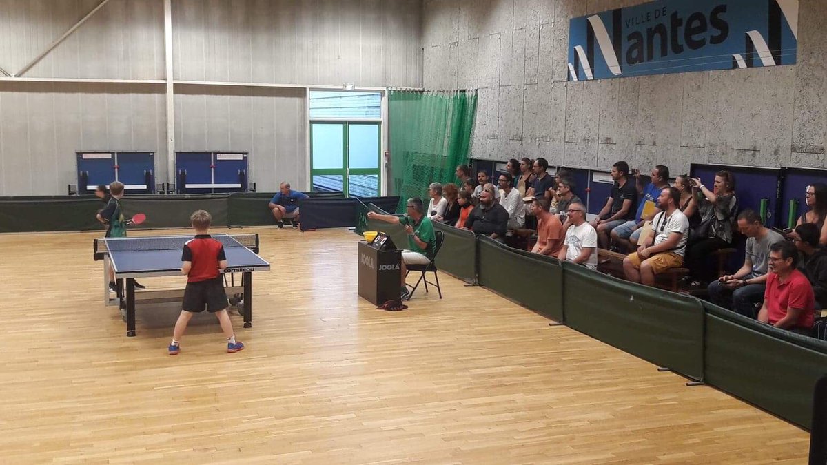 xavping's tweet photo. Les ramasseurs de balles sont prêts , et vous?
Au total, 55 jeunes ramasseurs de balles officieront à #Nantes 🇫🇷 pour l'#euro2019tt ! 🏓 https://t.co/G7vWbFEKXM