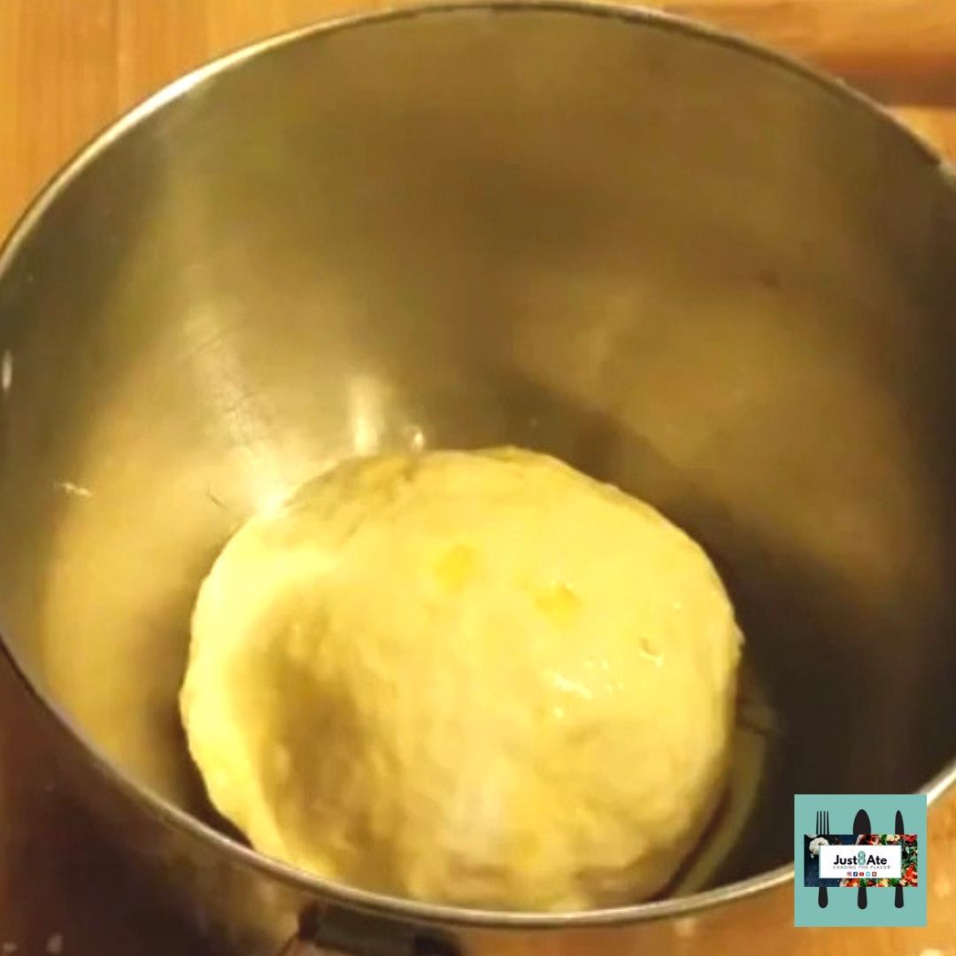 AteJust8's tweet photo. Did you know that Pizza Doe is really simple to make? https://t.co/qsBJejjkIr All you really need is good elbow strength and some ingredients and your good to go! Have you had pizza as of late?Hit the like button if you love #Pizza
#Just8ate #8terSquad #easyPizzaDough https://t.co/FKd6H5JAX8
