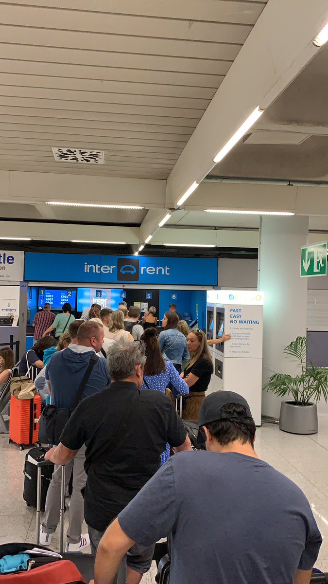 PaulHumphreys__'s tweet photo. #longwait at #palmaairport #interrent https://t.co/zzOQgydB6a