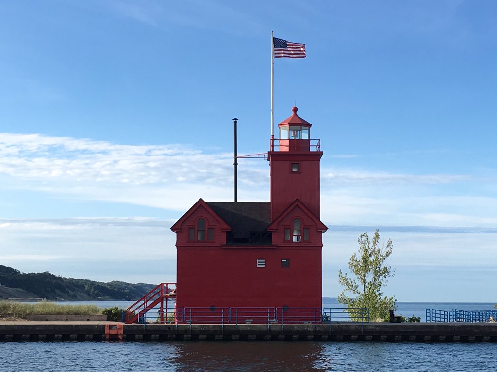 jeffbouwman's tweet photo. #BigRed #GSDsummer https://t.co/eOk5RZEzKX