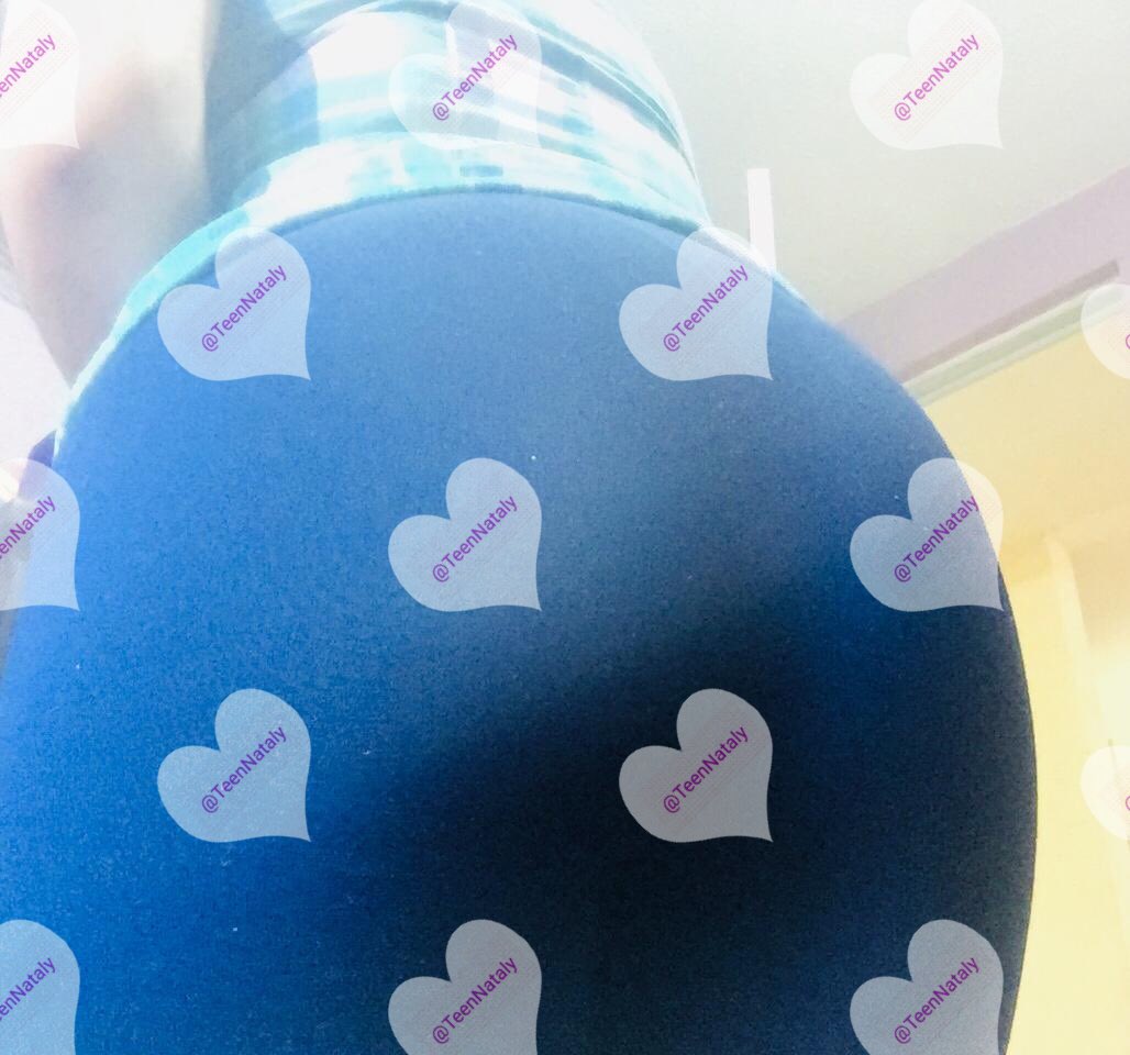 TeenNataly's tweet photo. Mis niños!! Una fotito de mi pequeño cu.... 🍑 #SabadoDeGanarSeguidores 😘 denle RT, síganme y los sigo y mucho ❤️��🏻💋 al ratito más fotitos destampadas 😈 https://t.co/c7GdUXHyiL
