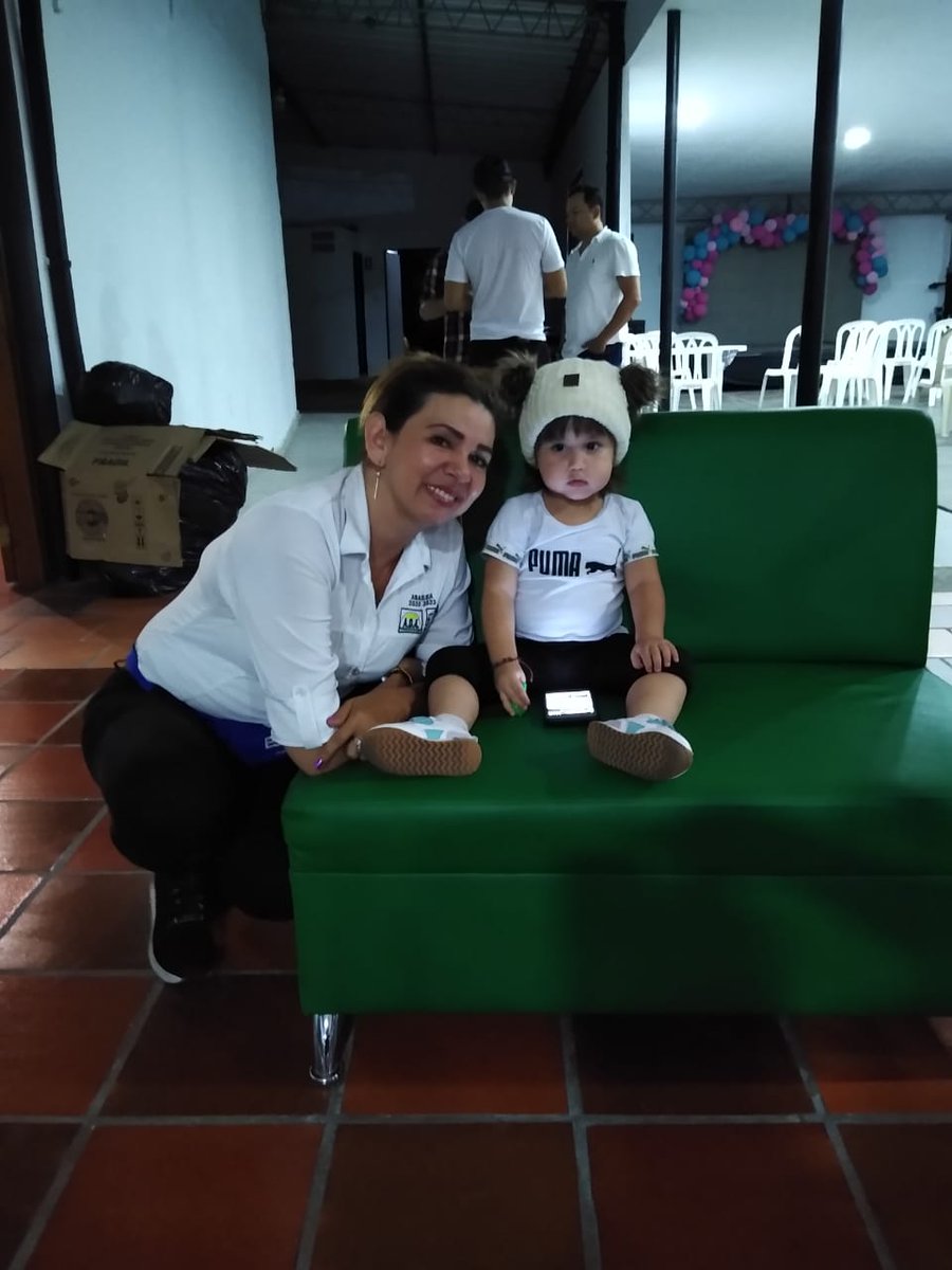 LuzAsamblea's tweet photo. Los niños nuestra prioridad 
#Unaluzparasantander #ADA57 https://t.co/DuwEjpZQXM
