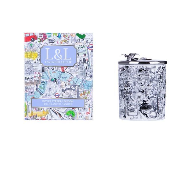 Are you looking for a gift for someone special today? Or simply looking to treat yourself? How about a gorgeous scented candle?
•
Our generously sized, illustrated porcelain candles come with a hand crafted decorative lid to keep your candle free fro… ift.tt/2LaGpvO