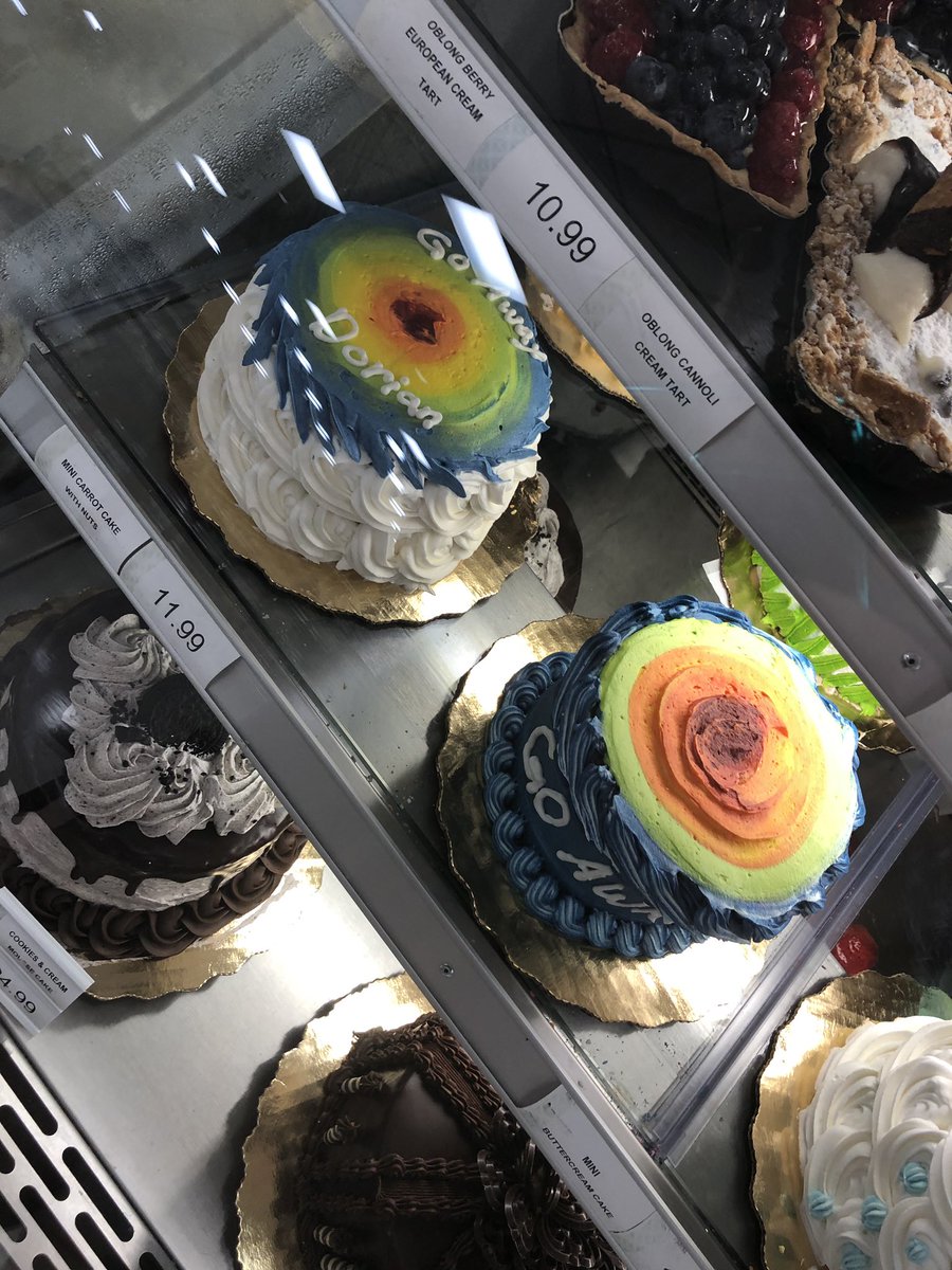 “Sticking feathers up your back does not make you a chicken” so do eating Hurri-cakes does not make #dorian go away 😉 #publix #fun #besafe

#wpb #ilovewpb #southlorida #Florida #locanta #foodie #hurricane