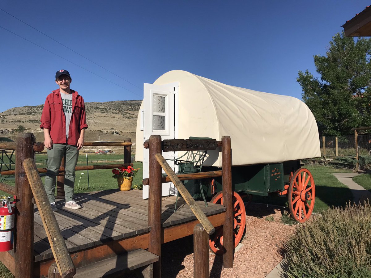 Colliciatrippin's tweet photo. Slept in a sheepherder’s wagon in Cody, WY #sexywarmwoods #fatherlylove who dat is creepin’ on the suburban streets?! #deersgonewild https://t.co/c5kdpIAj52